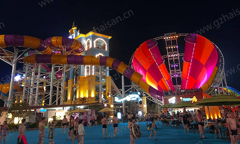 宁波大目湾阿拉的海水上乐园超级龙卷风滑道