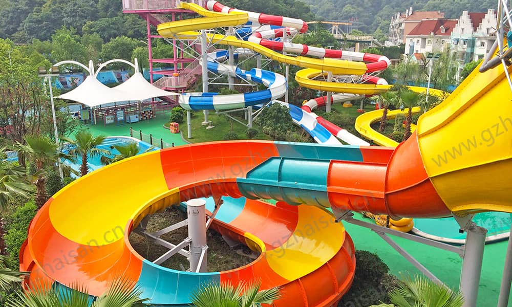 浙江杭州浪浪浪水公园大喇叭、螺旋滑道