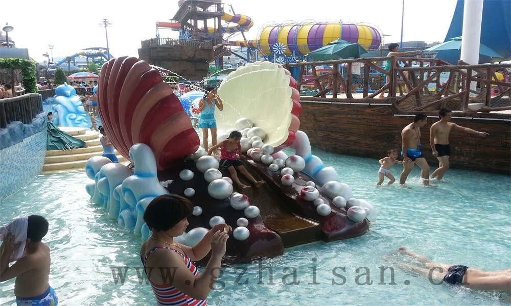 如何策划水上乐园内的特色餐饮服务？